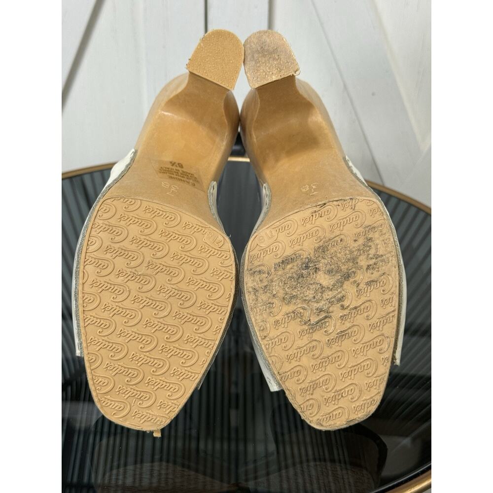 Vintage Y2K Candie's White Leather Peep Toe Slide Sandals Italy Women Size 7 - Picture 12 of 14